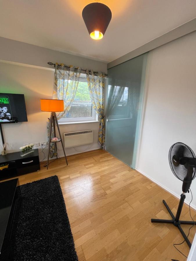 The Reflection Apartment , With River Thames View Londres Extérieur photo